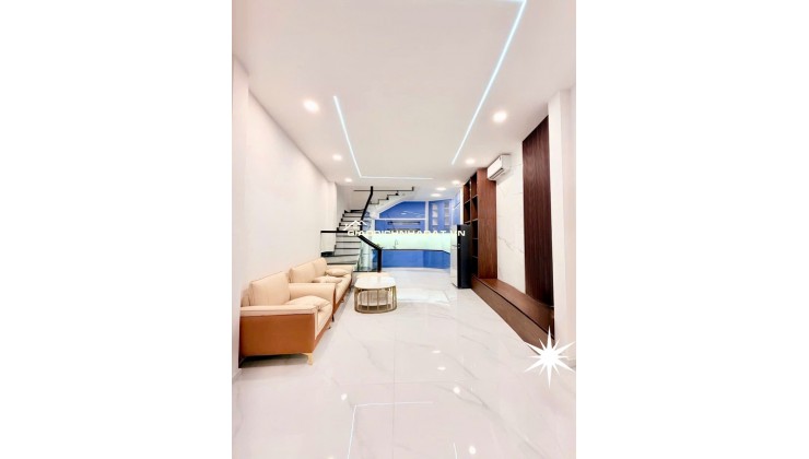 BÁN NHÀ PHÚ NHUẬN- MẶT TIỀN NGUYỄN TRỌNG TUYỂN- 4 TẦNG 3 PHÒNG NGỦ NỘI THẤT NGHỈ DƯỠNG: Nhỉnh 7 Tỷ