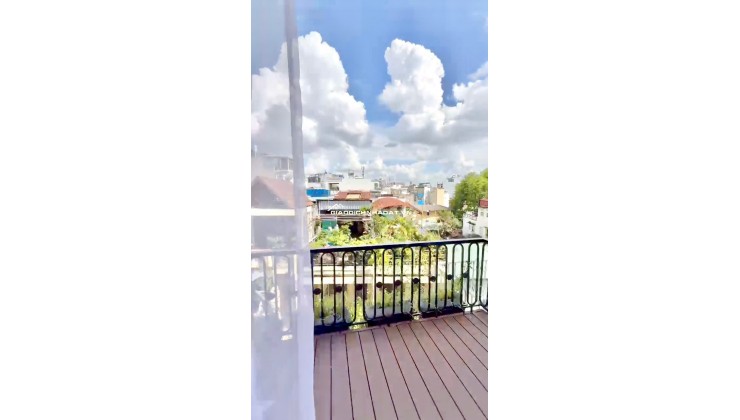 BÁN NHÀ PHÚ NHUẬN- MẶT TIỀN NGUYỄN TRỌNG TUYỂN- 4 TẦNG 3 PHÒNG NGỦ NỘI THẤT NGHỈ DƯỠNG: Nhỉnh 7 Tỷ