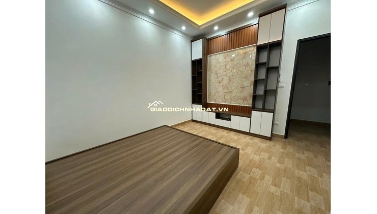 Lô góc, Trương Định, DT57m x 4 tầng, full nội thất, VF3 đỗ cửa, ngõ thông, KD đẹp
