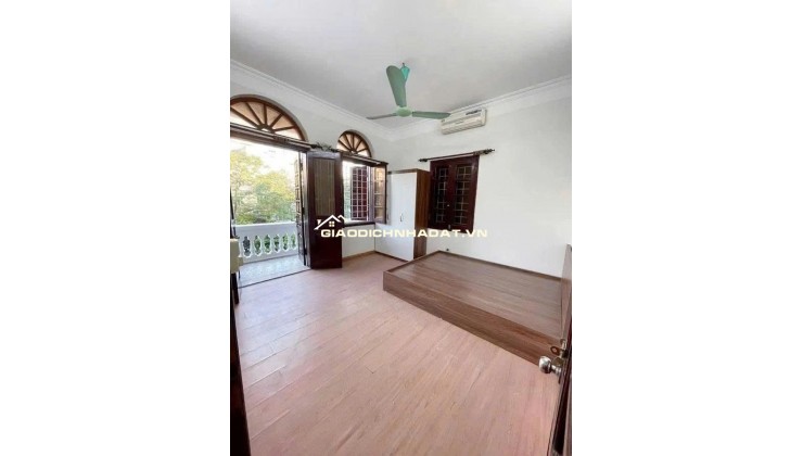 Mặt phố Tương Mai, lô góc DT 42m x 5 tầng, MT5.6. Trước nhà ô tô tránh, KD, VP siêu đỉnh