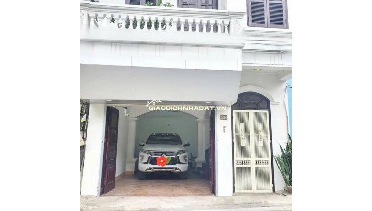 Mặt phố Tương Mai, lô góc DT 42m x 5 tầng, MT5.6. Trước nhà ô tô tránh, KD, VP siêu đỉnh