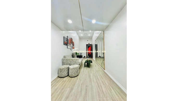 Nhỉnh 2 Tỷ - Minh Khai - Hai Bà Trưng