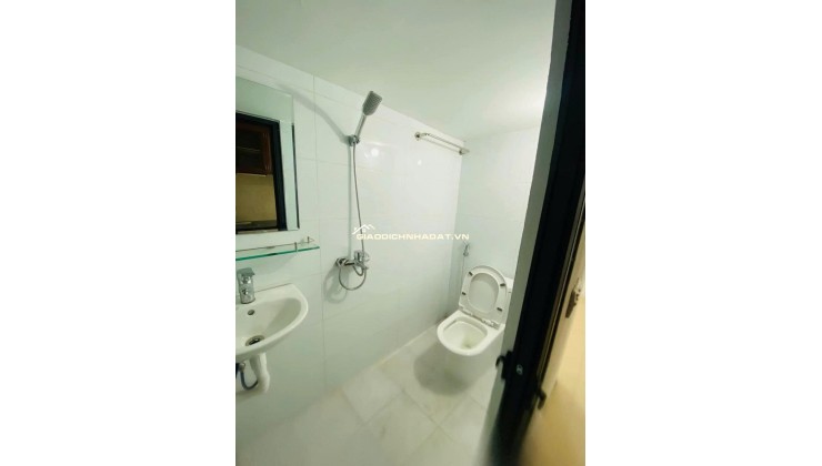 THANH XUÂN NGÕ RỘNG GẦN PHỐ BÁN ĐẤT TẶNG NHÀ 4 TẦNG 50M2 Ở LUÔN