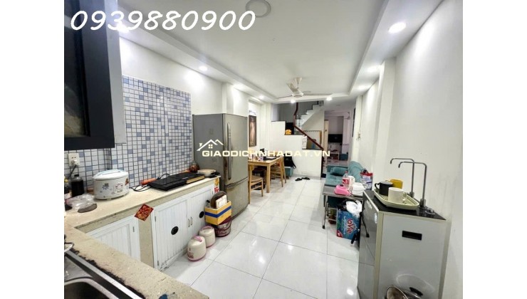 3 mặt hẻm ko LG, QH dân cư hiện hữu. 100m ra MT Hoàng Văn Thụ