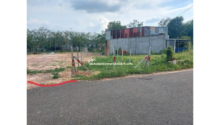 Bán gấp 200m2 đất giá 210 triệu liên hệ 0357 645 645