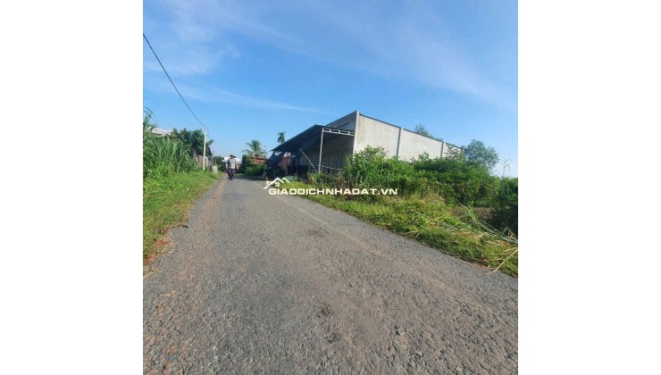 Bán gấp 200m2 đất giá 210 triệu liên hệ 0357 645 645
