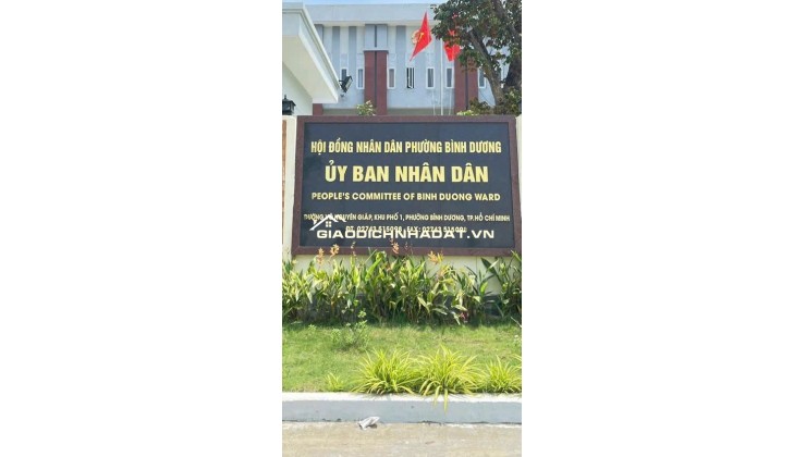 Bán Khách Sạn 1 trện 3 lầu trong dự án UNICIMPLEX TP Mới Bình Dương, Giá 5.6ty