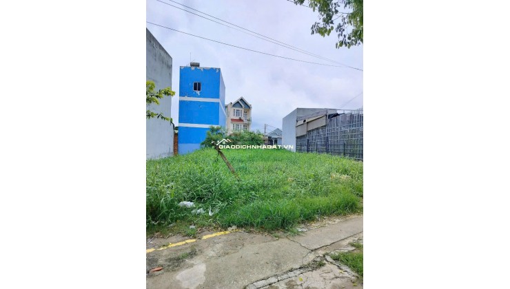 CẦN BÁN MẶT TIỀN SONG HÀNH-LÔ ĐẤT HAI MẶT HẺM TRƯỚC SAU KINH DOANH SẦM UẤT- HÓC MÔN-TPHCM