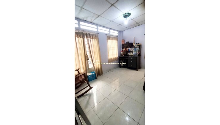 Bán nhà 2 tầng, 66m2 đường Lê Thị Hoa, Bình Chiểu, Thủ Đức. 2PN, sổ đỏ, giá 4.5 tỷ.