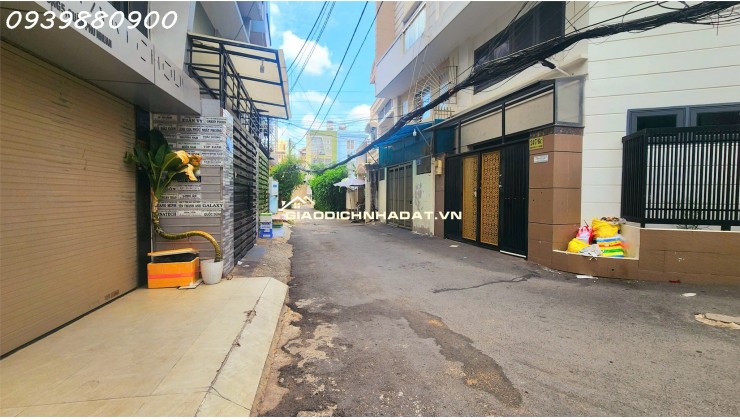 Hoàng Hoa Thám, 7 phòng lớn - 60tr/tháng