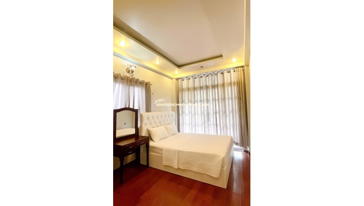 7 TỶ NHỈNH: QUẬN 3 CMT8- HẺM XE TẢI- 5 TẦNG 7 PHÒNG- THU NHẬP 500 TR/NĂM,Ở & ĐẦU TƯ. VŨ: 0933910039