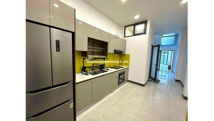  Nhà Gần Sân Bay Tân Sơn Nhất – Thích Hợp Làm Nhà Cho Thuê CHDV hoặc Ở Chung Gia Đình 