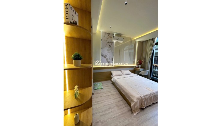 Siêu Phẩm HXH PHẠM VĂN HAI P5 Tân Bình - Nhà 3 Tầng Ngay Trung Tâm Giáp Ranh Q3 Q10