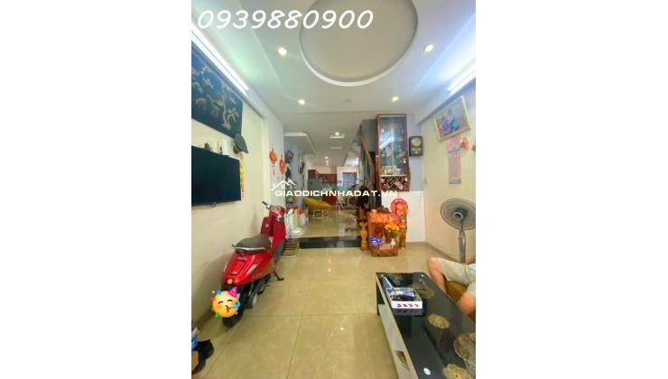 4 tầng - 45m2 - 50m ra Trường Sa - 5,99 Tỷ TL.