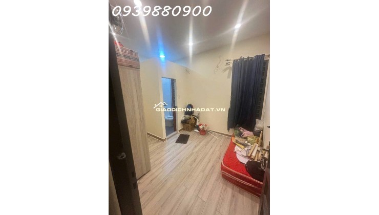Phan Văn Trị, Bình Thạnh, 3 tầng - 4,5 TỶ TL.