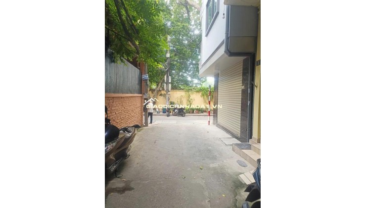 Phân lô,Lê Thanh Nghị DT 33m, 4 tầng. Ô tô, khu dân trí cao, an ninh đảm bảo, KD - VP đẹp.