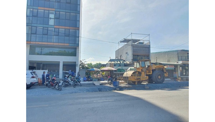 BÁN ĐẤT MẶT TIỀN HOÀNG HỮU NAM, PHƯỜNG TÂN PHÚ, DT 180M THỔ CƯ, SHR, 15.9 TỶ LH:0965155704