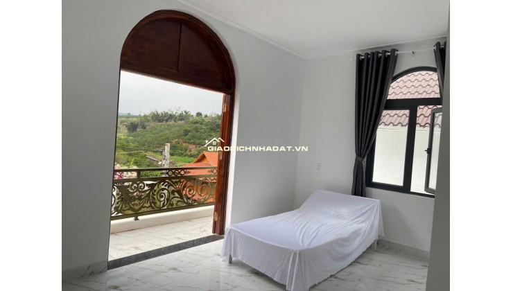 BÁN HOẶC CHO THUÊ BIỆT THỰ 420m2 - 3PN - SÁT DALAT, VIEW RỪNG THÔNG. LH:0909206662.