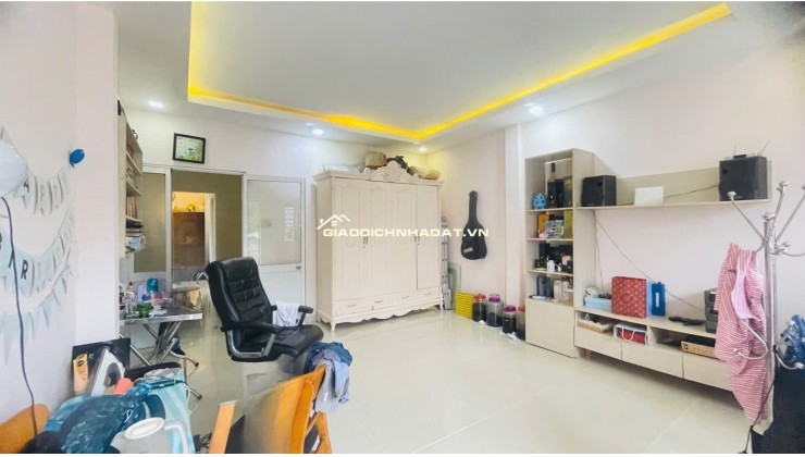 Bán nhà mặt tiền Dương Bá Trạc, Quận 8 – vị trí kinh doanh đắc địa – giá chỉ 7.2 tỷ