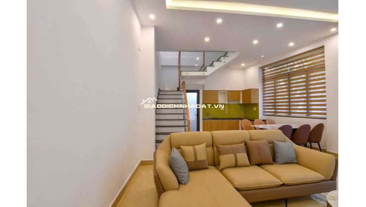 SIÊU PHẨM NHÀ MẶT TIỀN THANH KHÊ - TP ĐÀ NẴNG- CHỈ 4.X TỶ. VỊ TRÍ TRUNG TÂP- Ở CỰC SƯỚNG