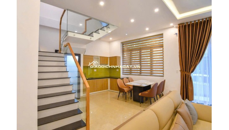 SIÊU PHẨM NHÀ MẶT TIỀN THANH KHÊ - TP ĐÀ NẴNG- CHỈ 4.X TỶ. VỊ TRÍ TRUNG TÂP- Ở CỰC SƯỚNG