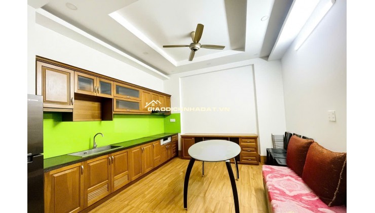 16 TỶ: BÁN NHÀ QUẬN 3- TRẦN HƯNG ĐẠO NGUYỄN VĂN CỪ- 4M x 13M- 3 TẦNG XE HƠI TRONG NHÀ.VŨ 0933910039