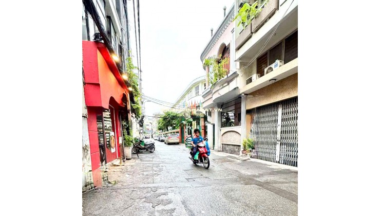 BÁN NHÀ QUẬN 3- HẺM XE HƠI 8M THÔNG- NGUYỄN ĐÌNH CHIỂU- 4M x 19M- 3 TẦNG SƠN SỬA XÂY MỚI: CHỈ 19 TỶ
