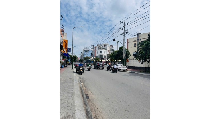 BÁN NHÀ DĨ AN – NHÀ MỚI ĐẸP – SÁT KCN SÓNG THẦN – XE HƠI VÀO TẬN NHÀ – CHỈ 3.55 TỶ