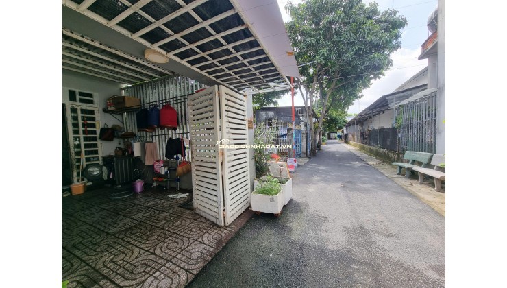 BÁN NHÀ PHÚ LỢI, HẺM 322 HUỲNH VĂN LŨY, DT 101M2, SHR, 2.96 TỶ. LH:0931850123.