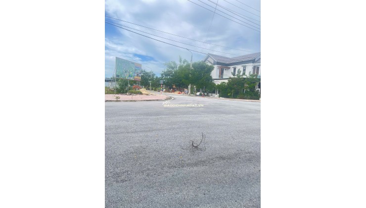 Bán đất nền_Ngay Hội An_Gần biển, gần chợ_Ngay truc chính giao thông