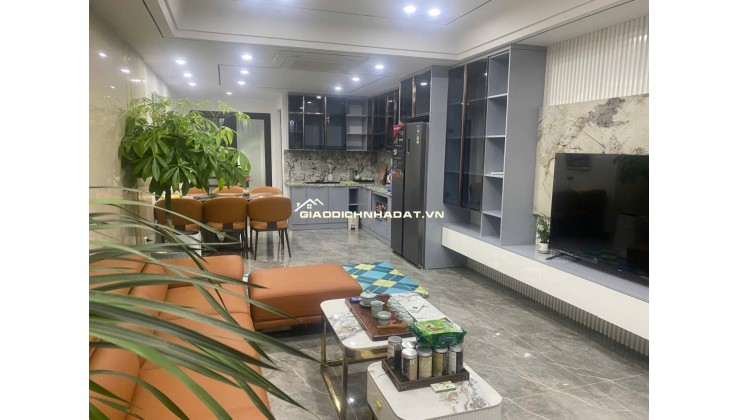 Chính chủ bán nhà Thạch Bàn 40m 6 tầng MT 4,5m ô tô, thang máy giá 8.9 tỷ