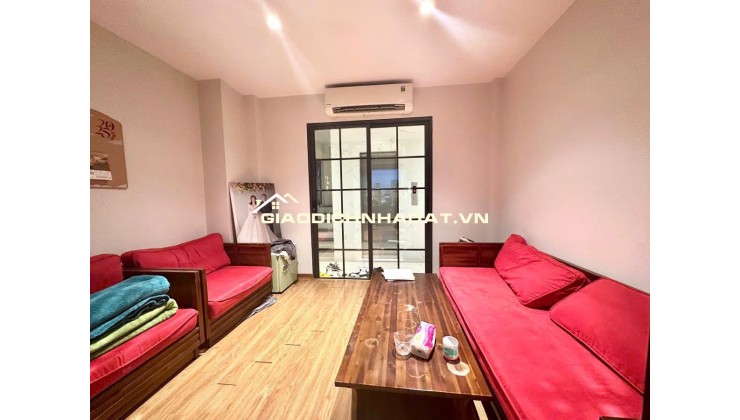 Bán nhà Cổ Linh 35m 7 tầng thang máy, lô góc, ô tô hơn 8 tỷ