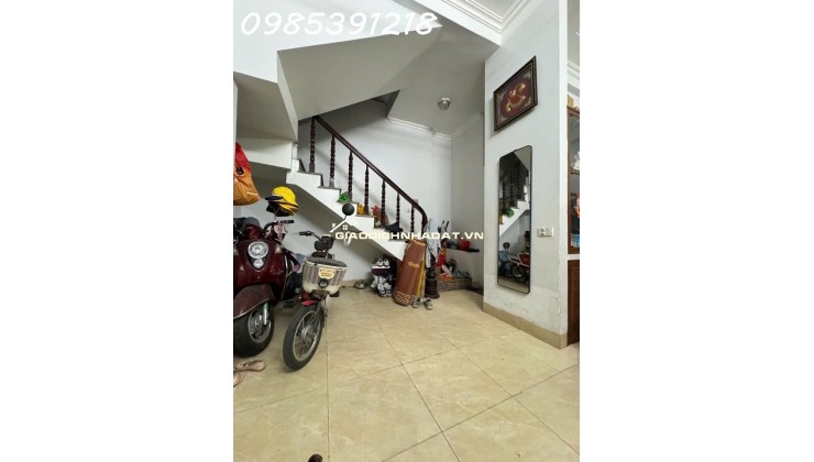Nhà Giải Phóng - Phương Liệt - 37m2, 4T - 6.93 tỷ(CTL) - Lô góc-  20m ra Giải Phóng - Cạnh ĐH Kinh Tế Quốc Dân.