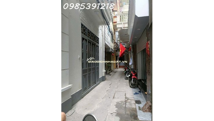  NHÀ ĐẸP LÕI HOÀNG MAI, DT 28M2-5T-6.78 TỶ (CTL)- MẶT NGÕ- 3 GÁC PHÓNG- NÔNG GẦN PHỐ 