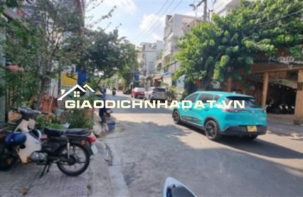 Quân chuyên bán nhà TP Thủ Đức giá rẻ