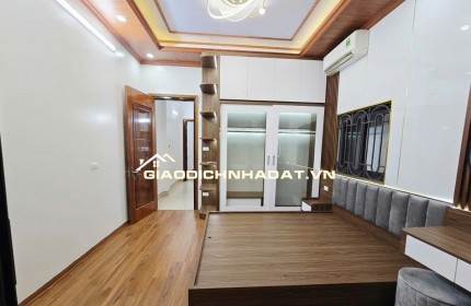 Bán nhà Kim Giang 37m 4 tầng full nội thất mới.