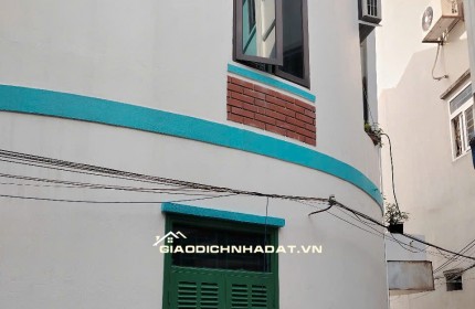 Nhà Lô Góc Dân Xây 4 Tầng, TL70, Trung Tâm Tây Mỗ & Đại Mỗ, Quận Nam Từ Liêm, 38 m2, Quanh 5X Tỷ