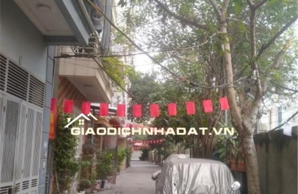 Bán nhà 5 tầng, DT 60m² ngõ rộng đường Hồ Tùng Mậu, ô tô đỗ cửa, 3 mặt thoáng, giá 10.5 tỷ