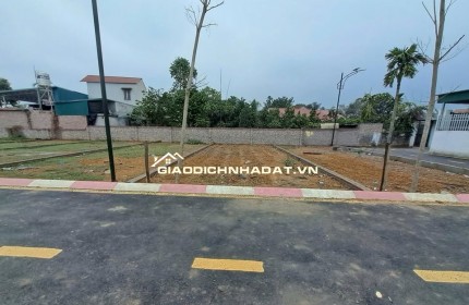 Giá 3 tỷ, 100m2 full thổ cư, sẵn sổ đỏ, ngay cạnh UBND xã Cổ Đông