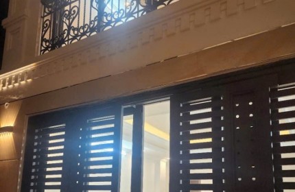 Bán nhà Xuân Đỉnh! 35m, 7 tầng, mặt tiền 4.4 thang máy chạy vù vù!