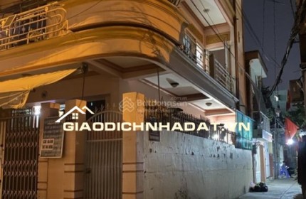 Bán nhà Bình Thạnh gần Thị Nghè-2 Lầu HẺM XE HƠI cách 15M- 42M2-Chỉ 5.2 đồng