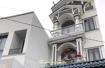 NHÀ MẶT TIỀN - QUẬN 11 - 4 TẦNG - 5PN GARA Ô TÔ - VIEW ĐẦM SEN ĐẸP MÊ - 0933151352