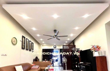 Nhà Phú Thượng – 35m2 x 5 tầng – GẦN CẦU NHẬT TÂN – GIÁ 7.9 TỶ