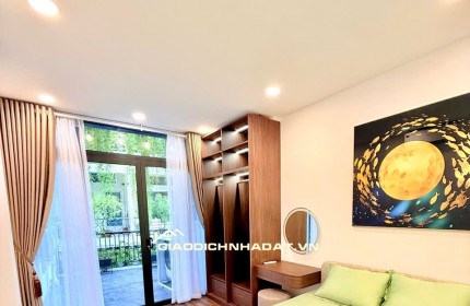 BÁN NHÀ PHÚ NHUẬN- MẶT TIỀN NGUYỄN TRỌNG TUYỂN- 4 TẦNG 3 PHÒNG NGỦ NỘI THẤT NGHỈ DƯỠNG: Nhỉnh 7 Tỷ