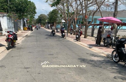 ĐẤT MT TẠI THỦ PHỦ DU LỊCH XÃ HỒ TRÀM TPHCM, 291M2 TC 235,9M2 SHR 5.1TỶ. LH:0914377376.
