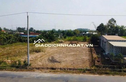 Bán gấp 200m2 đất giá 210 triệu liên hệ 0357 645 645