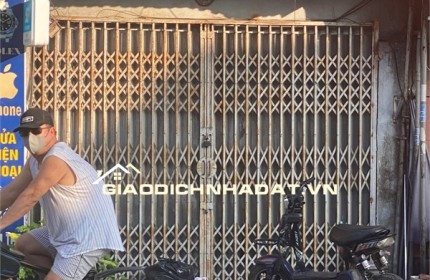  BÁN NHÀ SÀI ĐỒNG – VỊ TRÍ ĐẸP – KINH DOANH ĐỈNH – GIÁ 11.5 TỶ

 Sẵn sàng giao dịch ngay – pháp lý chuẩn chỉnh!

 Diện tích: 46m² – mặt tiền