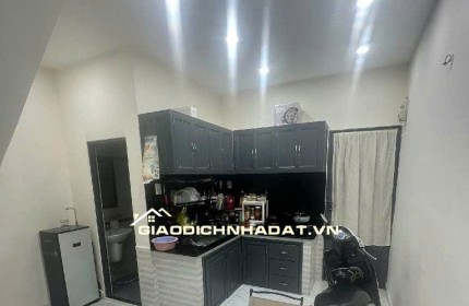Phan Văn Trị, Bình Thạnh, 3 tầng - 4,5 TỶ TL.