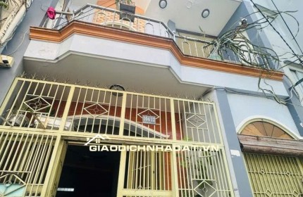 Hẻm nhựa 3m - nhà 2 tầng - 58m2 - 7,2 Tỷ TL.