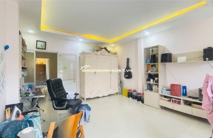Bán nhà mặt tiền Dương Bá Trạc, Quận 8 – vị trí kinh doanh đắc địa – giá chỉ 7.2 tỷ